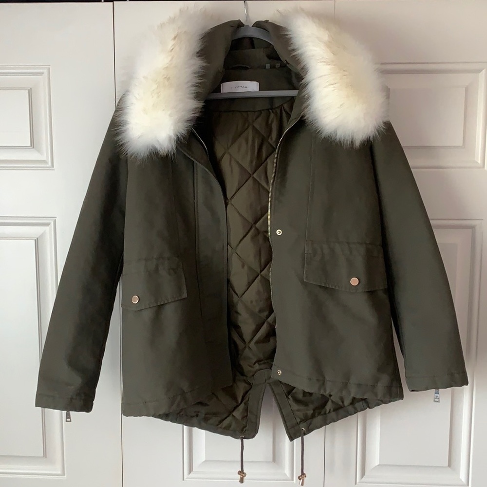 WORN ONCE Women’s Down Winter Coat